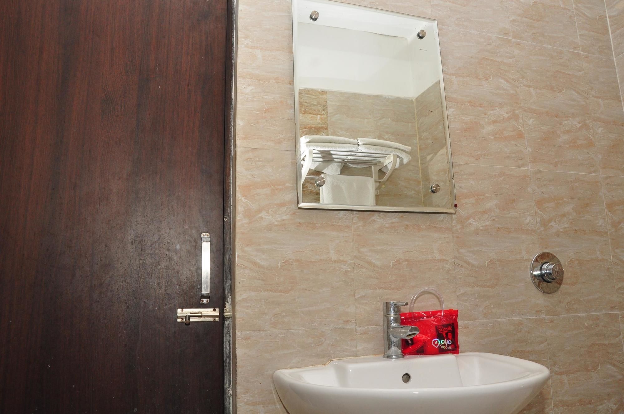 Oyo Rooms City Centre Guru Nanak Bhawan Amritsar Zewnętrze zdjęcie